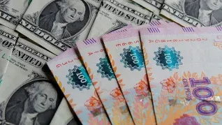 Los economistas esperan que con el correr de los meses, se calme el nerviosismo por el dólar. Los economistas esperan que con el correr de los meses, se calme el nerviosismo por el dólar.