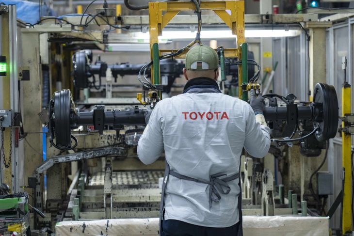 El desempeño de Toyota en el mercado argentino también fue destacado durante 2025. La compañía se mantuvo como líder en ventas, producción y exportaciones por quinto año consecutivo, reforzando su rol central dentro de la industria automotriz local.