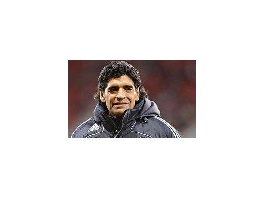 Maradona viajará a la India para realizar actividades sociales.