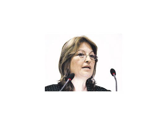 Yadira García, saliente «superministra» de Industria Básica de Cuba, es la última funcionaria del viejo equipo económico en ser removida por Raúl Castro. Actualmente se aceleran las purgas y las reformas económicas en la isla comunista.