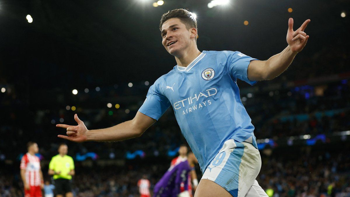 Julián Álvarez came to the rescue of Manchester City and shone in the Champions League debut