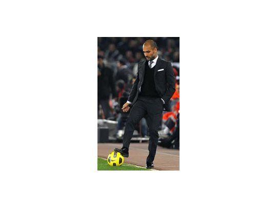 Pep Guardiola, aclamado por hombres y mujeres
