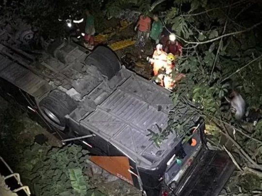 Tragedia En Brasil: Cuatro Muertos Al Caer Un ómnibus Desde Un Puente