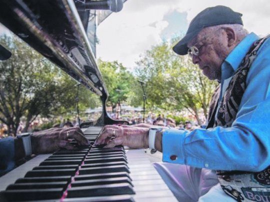 Ellis Marsalis. Gran pianista y patriarca de una dinastía de músicos.