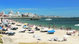 Apertura. Es inminente la llegada de los turistas a Uruguay en los próximos meses. Con el avance de la vacunación el país vecino está listo para abrir sus fronteras después de mucho tiempo cerradas.&nbsp;
