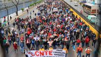 Marcha de maestros en las calles de la CDMX.