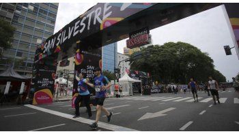 Tres argentinos dominaron la versión porteña de la carrera San Silvestre