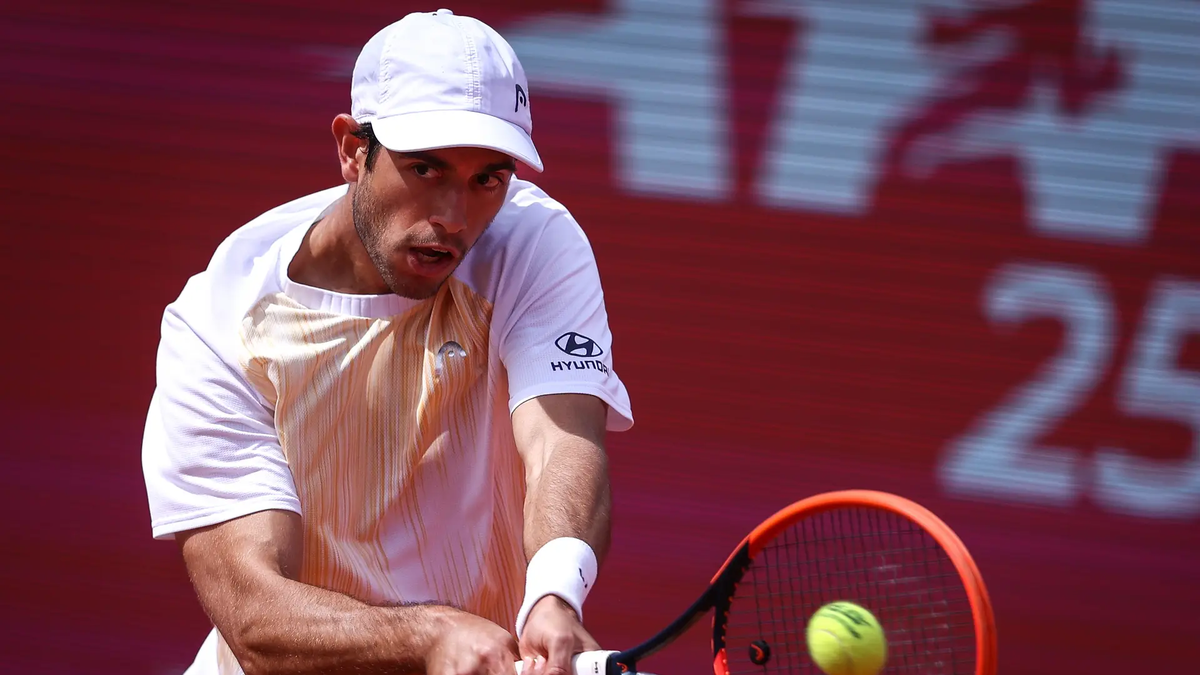Video: confusion, fury and crosses at the Estoril Open between Nuno Borges and Cristian Garín over a controversial point