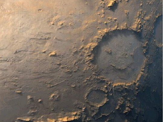 Cráter cara sonriente en Marte captado por el rover Curiosity.