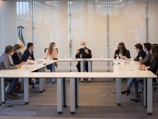 Género. Horacio R. Larreta, se reunió ayer con directivos de grandes empresas en el marco del plan de acción público privado para alcanzar la igualdad de género en el mercado laboral.