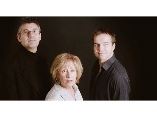 Norma Winstone. La cantante británica en su trío, el pianista italiano Glauco Venier y el alemán Klaus Gesing en saxo soprano y clarinete bajo.