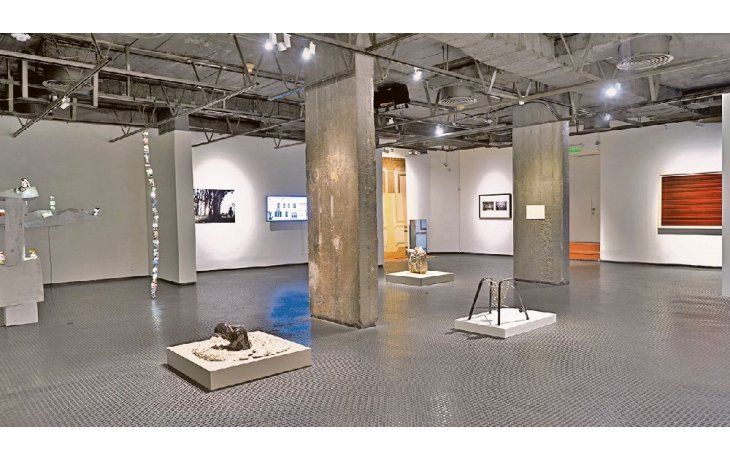 ámbito.com | klemm. “Desarme” es la unión de las peculiares obras de ocho participantes del Premio Klemm.