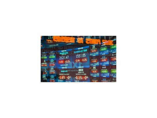 Por la crisis, tecnológica retrasa salida a bolsa