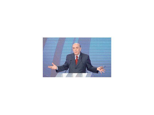 José Serra, el candidato socialdemócrata, es ampliamente reconocido como uno de los políticos más preparados de ese país. Pero la campaña se le hace cuesta arriba al tener que competir con la imagen de un presidente como Lula da Silva.