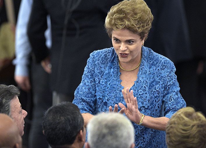 Dilma Rousseff, mandataria brasileña, dialoga con sus pares Santos, de Colombia y Humala, de Perú.