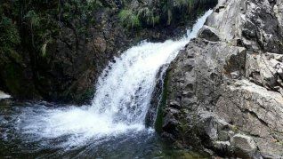 El Durazno combina naturaleza, río y senderos en un entorno ideal para el turismo aventura, a solo unas horas de la ciudad de Córdoba.