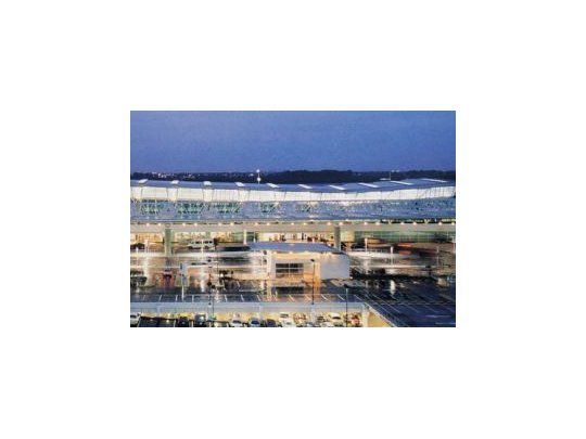 En abril ingresó 20,6% menos dinero al país, según el Indec.