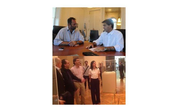 El jefe de Gabinete publicó las imágenes de sus actividades en Twitter.