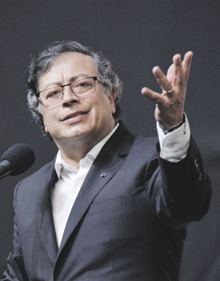 Gustavo Petro aprobó y promulgó la normativa. Gustavo Petro aprobó y promulgó la normativa. 