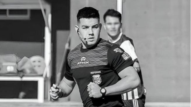 El accidente ocurrió sobre la Ruta Nacional 3, al norte de Santa Cruz, cuando la terna arbitral regresaba a La Pampa tras dirigir un partido en Río Gallegos.