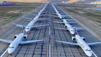crisis aerocomercial: 80% de aviones parados y perdidas por u$s250.000 millones