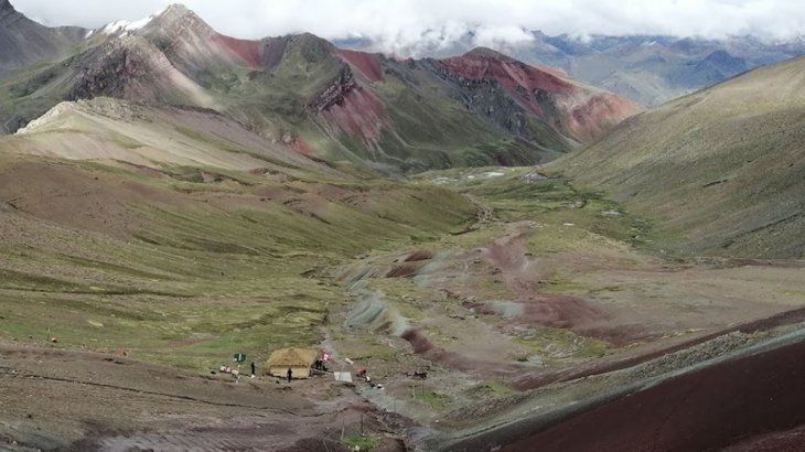 Gran parte del turismo en Jujuy depende de sus impresionantes cerros.