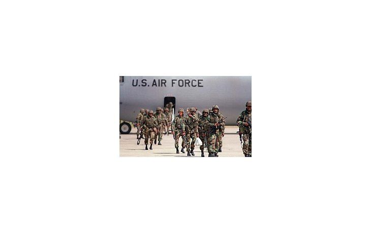 El gobierno colombiano no descarta someter al Congreso el texto de un acuerdo con Estados Unidos que autoriza la presencia de militares de ese país
