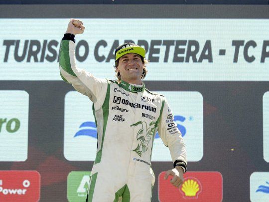 Juan Bautista De Benedictis ganó la primera carrera del años en el Turismo Carretera.