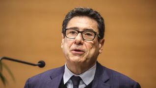 El Nobel Philippe Aghion destacó la eliminación de barreras burocráticas en Argentina. El Nobel Philippe Aghion destacó la eliminación de barreras burocráticas en Argentina.
