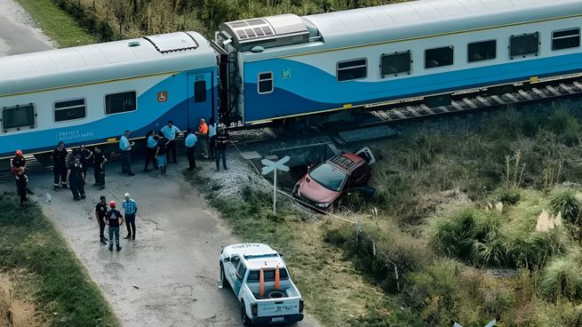 El choque ocurrió en el kilómetro 386 de la Ruta 2, a la altura del parque acuático Aquasol, en el ingreso a Mar del Plata.