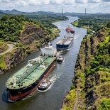 El bloqueo del Estrecho de Ormuz altera el comercio mundial de petróleo y obliga a buscar nuevas rutas energéticas. América Latina podría beneficiarse del alza de precios del crudo. El bloqueo del Estrecho de Ormuz altera el comercio mundial de petróleo y obliga a buscar nuevas rutas energéticas. América Latina podría beneficiarse del alza de precios del crudo.