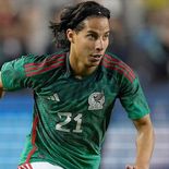 Diego Lainez compará su no convocatoria a la Selección Mexicana con la compra de un auto. No entra en el gusto del Vasco Aguirre. Diego Lainez compará su no convocatoria a la Selección Mexicana con la compra de un auto. No entra en el gusto del Vasco Aguirre.
