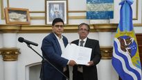 Claudio Vidal junto a Juan Mata, quien fue echado del Ministerio de Trabajo de Santa Cruz.