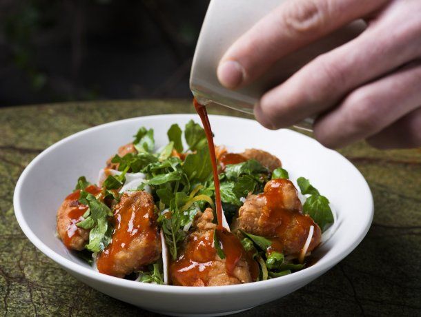 Los vegetales de su huerta son el marco perfecto de las mollejas. Los vegetales de su huerta son el marco perfecto de las mollejas.