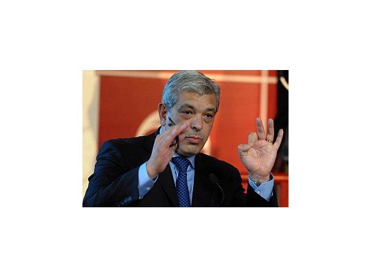 Julián Domínguez.