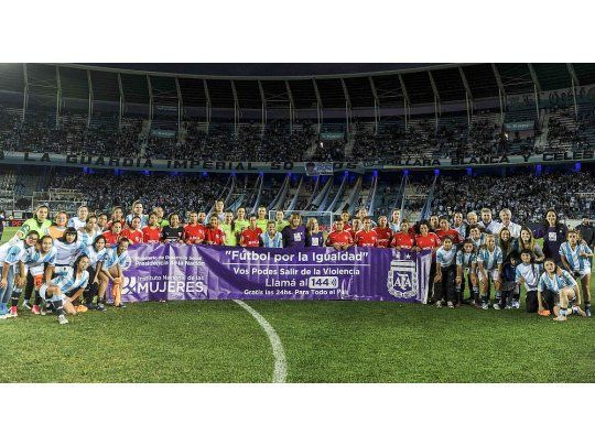 La previa del clásico de Avellaneda fue para las chicas de Racing