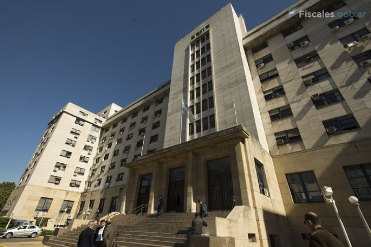 La Sala IV de la Cámara Federal de Casación Penal decidió rechazar el pedido de domiciliaria de Guglielminetti. La Sala IV de la Cámara Federal de Casación Penal decidió rechazar el pedido de domiciliaria de Guglielminetti.