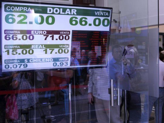 DOLAR CASA DE CAMBIO $ 66.jpg