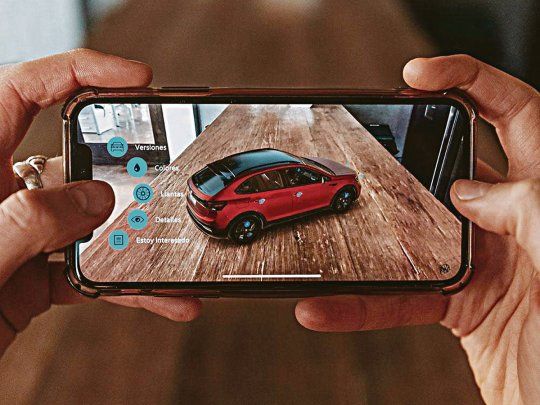 INNOVACIÓN. Volkswagen lanzó en Argentina una aplicación de realidad aumentada para conocer todos los aspectos del nuevo Nivus. La misma se encuentra disponible para su descarga gratuita en App Store y Google Play.&nbsp; La aplicación Volkswagen Experience permite a sus usuarios observar todos los detalles del nuevo SUV de la marca alemana. El nuevo modelo fue desarrollado por Volkswagen en América del Sur y se producirá inicialmente en Brasil.