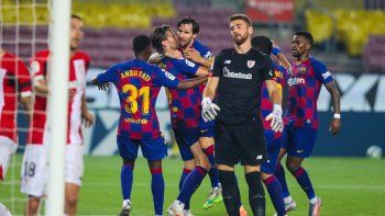 Ivan Rakitic anota el único gol del partido tras una jugada individual de Lionel Messi.