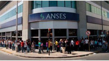 anses: ¿quienes cobran auh este miercoles 19 de octubre?