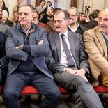 El 46% de los uruguayos desaprueba el rol de la oposición, que no logra capitalizar así la mala imagen del oficialismo. El 46% de los uruguayos desaprueba el rol de la oposición, que no logra capitalizar así la mala imagen del oficialismo.