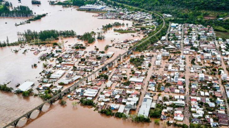 Porto Alegre est bajo el agua debido a uno de las mayores inundaciones de la historia reciente.