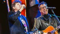 Reencuentro piojo: Andrés Ciro Martínez y Piti Piti Fernández.