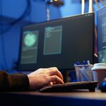 La inteligencia artificial se enfocó en los riesgos ocultos dentro de la infraestructura de internet.