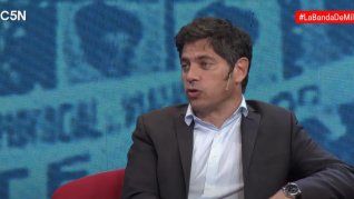 Axel Kicillof cuestionó el show musical de Javier Milei en el Movistar Arena.