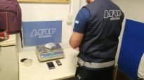 Agentes de Aduana evitaron el contrabando de una importante cantidad de cocaína