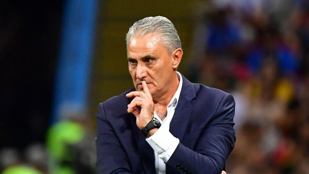 Tite renunció como director técnico de Brasil tras la eliminación