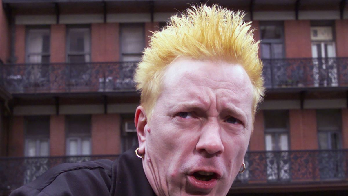 John Lydon criticized the use of Sex Pistols music against the late Elizabeth II: “Bad taste”