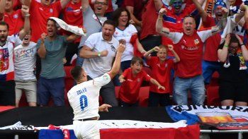 republica checa dio la sorpresa en la eurocopa y elimino a paises bajos